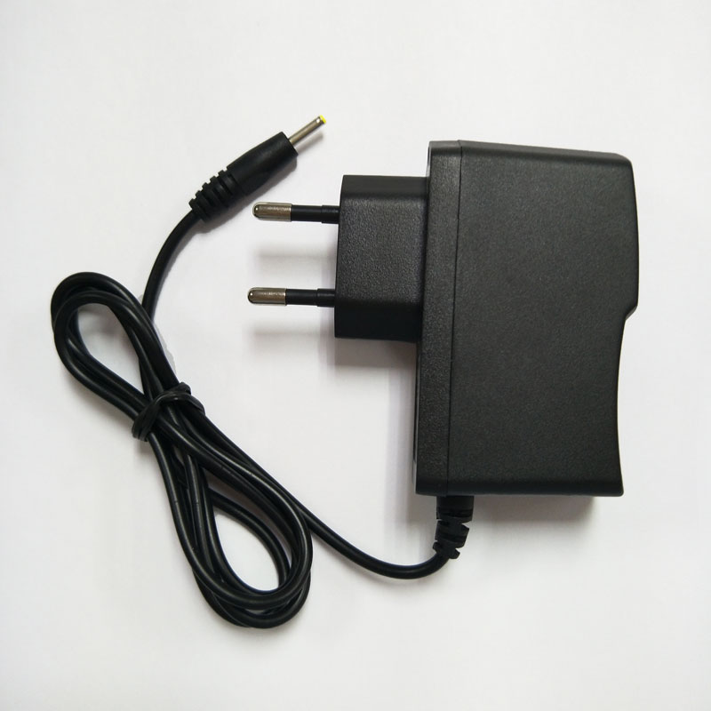 HS-0050:Uefa rules charger adaptor AC charger 5V 2A